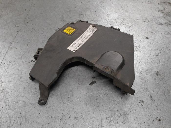 Usagé Couvercle de distribution Alfa Romeo 156 (932) 1.9 JTD Prix € 50,00 Règlement à la marge proposé par A.T.S. van de Wiel