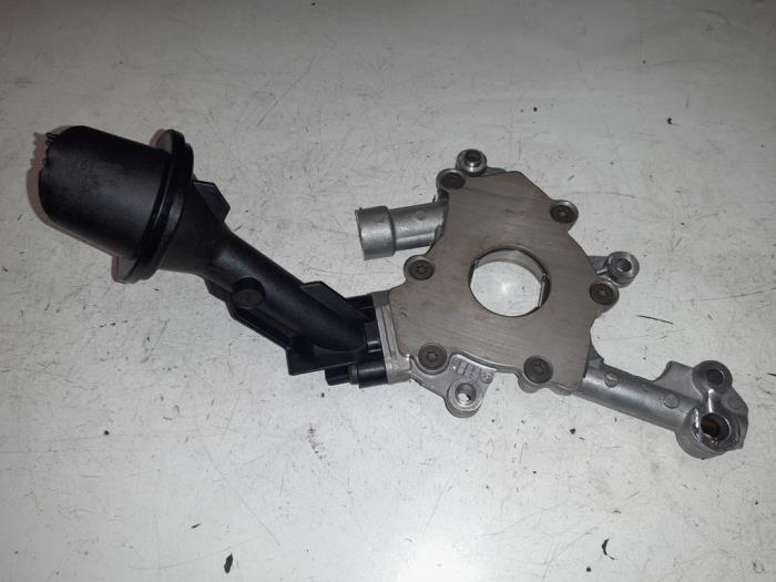 Gebrauchte Ölpumpe Fiat 500C (312) 0.9 TwinAir 80 Preis € 50,00 Margenregelung angeboten von A.T.S. van de Wiel