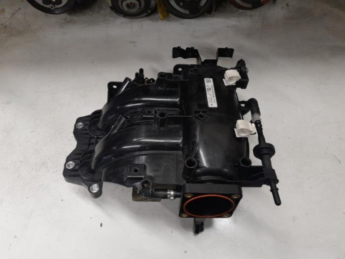 Używane Kolektor dolotowy Fiat 500C (312) 0.9 TwinAir 80 Cena € 180,00 Procedura marży oferowane przez A.T.S. van de Wiel