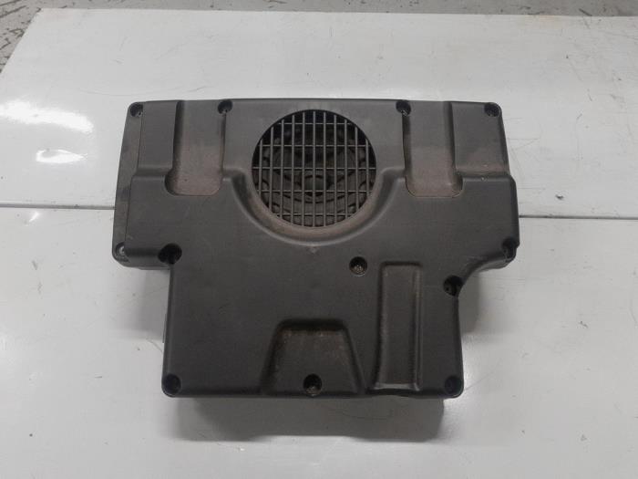 Używane Subwoofer Fiat 500 Abarth Cena € 70,00 Procedura marży oferowane przez A.T.S. van de Wiel