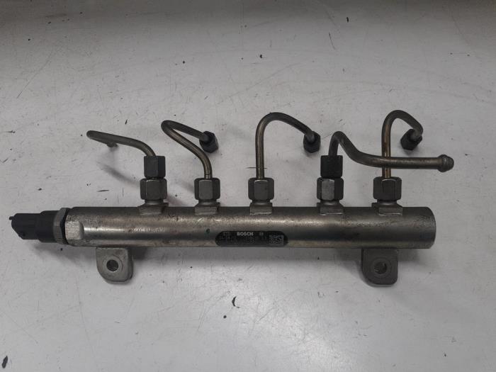 Usagé Système d'injection Alfa Romeo 147 (937) 1.9 JTD Prix € 85,00 Règlement à la marge proposé par A.T.S. van de Wiel