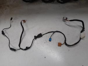 Used Wiring harness Volkswagen Caddy III (2KA,2KH,2CA,2CH) 1.6 TDI 16V Price € 20,00 Margin scheme offered by A.T.S. van de Wiel