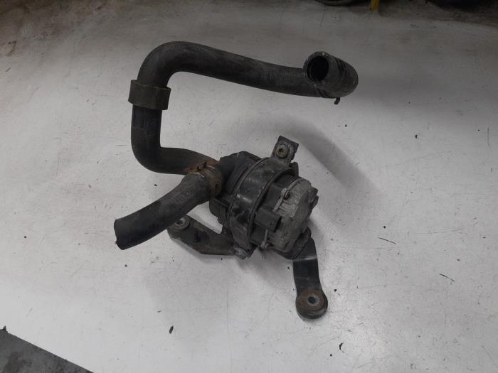 Begagnade Vattenpump MAN TGE 2.0 TDI Pris € 65,00 Marginaltabell erbjuds av A.T.S. van de Wiel