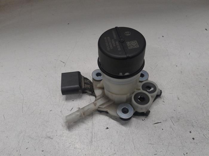 Używane Pompa AdBlue MAN TGE 2.0 TDI RWD Cena € 90,00 Procedura marży oferowane przez A.T.S. van de Wiel