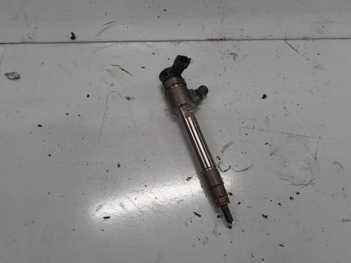 Usagé Injecteurs Alfa Romeo Giulia (952) 2.2d 180 16V Prix € 290,00 Règlement à la marge proposé par A.T.S. van de Wiel