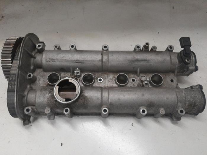 Usagé Kit arbre à cames Volkswagen Polo V (6R) 1.4 16V Prix € 130,00 Règlement à la marge proposé par A.T.S. van de Wiel