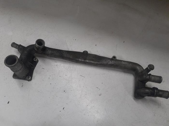 Gebrauchte Wasserrohr Alfa Romeo 156 Preis € 40,00 Margenregelung angeboten von A.T.S. van de Wiel