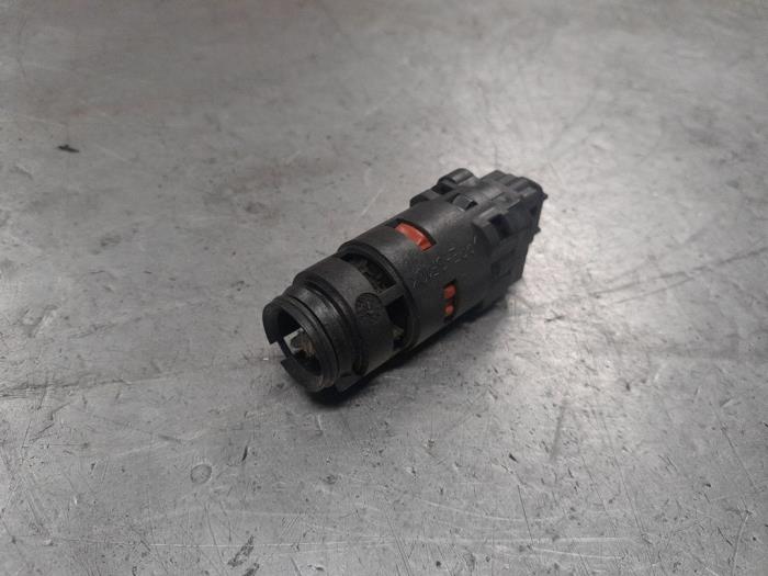 Begagnade Innetemperatursensor Alfa Romeo 156 Pris € 20,00 Marginaltabell erbjuds av A.T.S. van de Wiel