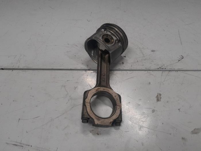 Used Piston Alfa Romeo 156 Price € 40,00 Margin scheme offered by A.T.S. van de Wiel