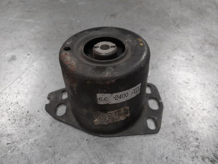 Used Engine mount Alfa Romeo 156 Price € 25,00 Margin scheme offered by A.T.S. van de Wiel