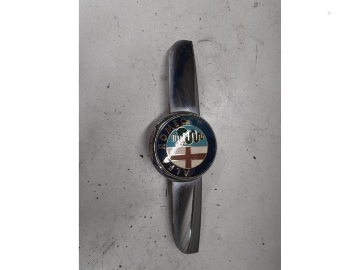 Używane Emblemat Alfa Romeo 159 Sportwagon (939BX) 1.8 MPI 16V Cena € 40,00 Procedura marży oferowane przez A.T.S. van de Wiel