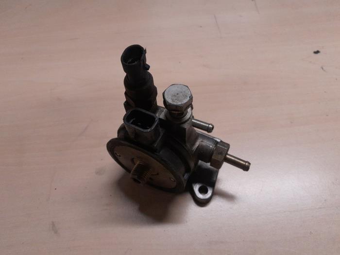 Begagnade Bränslefilterhus Alfa Romeo 156 Pris € 40,00 Marginaltabell erbjuds av A.T.S. van de Wiel