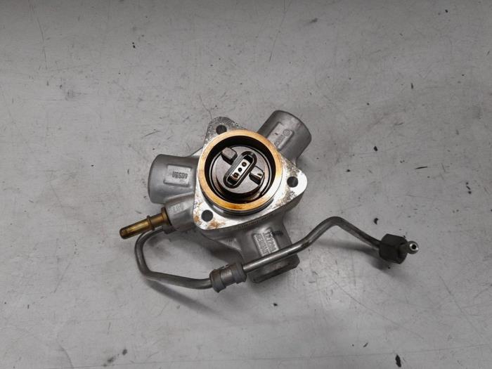Begagnade Högtryckspump Alfa Romeo 159 (939AX) 1.9 JTS 16V Pris € 190,00 Marginaltabell erbjuds av A.T.S. van de Wiel