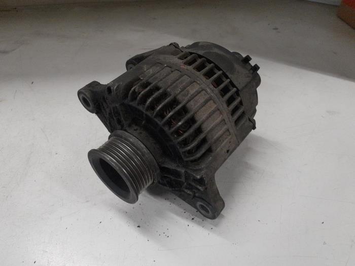 Gebrauchte Dynamo Alfa Romeo 147 (937) 1.6 HP Twin Spark 16V Preis € 30,00 Margenregelung angeboten von A.T.S. van de Wiel