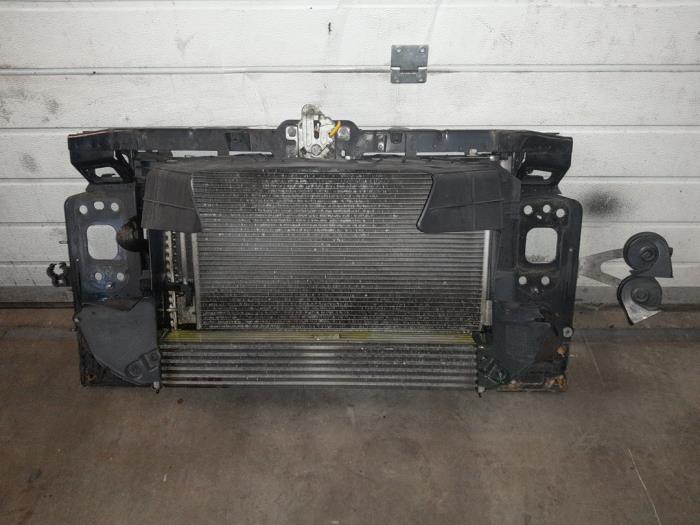 Begagnade Front Alfa Romeo Giulietta (940) 1.4 TB 16V MultiAir Pris € 150,00 Marginaltabell erbjuds av A.T.S. van de Wiel