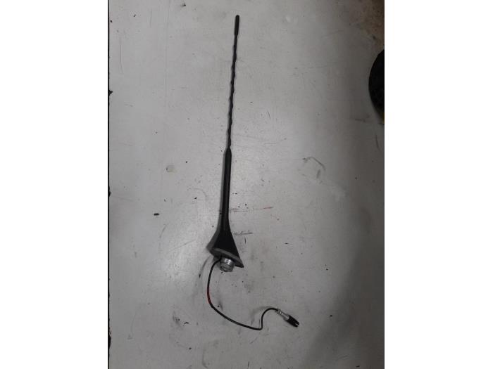 Używane Antena Fiat 500 (312) 1.4 16V Cena € 30,00 Procedura marży oferowane przez A.T.S. van de Wiel