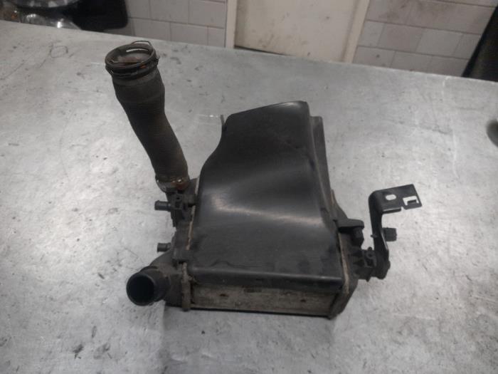 Usagé Intercooler Fiat 500/595/695 1.4 T-Jet 16V 695 Prix € 100,00 Règlement à la marge proposé par A.T.S. van de Wiel