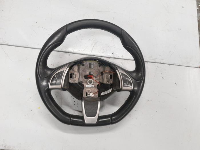 Używane Kierownica Fiat 500/595/695 1.4 T-Jet 16V 695 Cena € 240,00 Procedura marży oferowane przez A.T.S. van de Wiel