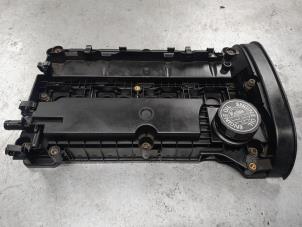 Ventildeckel van een Alfa Romeo 147 (937) 1.6 HP Twin Spark 16V 2006