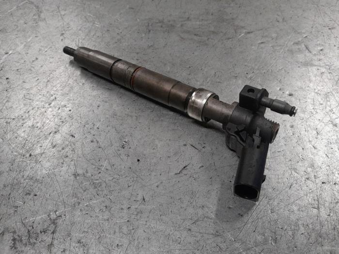 Usagé Injecteurs Volkswagen Transporter T5 2.0 BiTDI DRF Prix € 125,00 Règlement à la marge proposé par A.T.S. van de Wiel