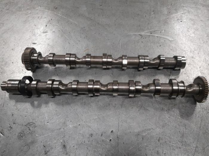 Usagé Kit arbre à cames Volkswagen Transporter T5 2.0 BiTDI DRF Prix € 280,00 Règlement à la marge proposé par A.T.S. van de Wiel