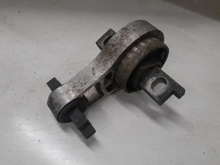 Used Engine mount Alfa Romeo 159 Sportwagon (939BX) 2.0 JTDm 170 16V Price € 45,00 Margin scheme offered by A.T.S. van de Wiel