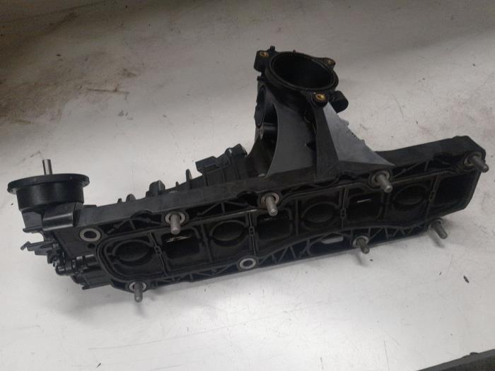 Używane Kolektor dolotowy Volkswagen Transporter T6 2.0 TDI DRF Cena € 180,00 Procedura marży oferowane przez A.T.S. van de Wiel