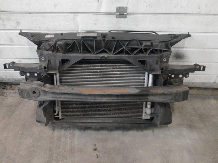 Używane Panel przedni Seat Altea XL (5P5) 1.2 TSI Cena € 140,00 Procedura marży oferowane przez A.T.S. van de Wiel