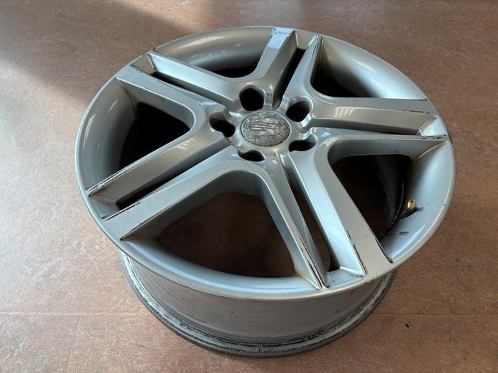 Używane Obrecz Seat Altea XL (5P5) 1.2 TSI Cena € 85,00 Procedura marży oferowane przez A.T.S. van de Wiel