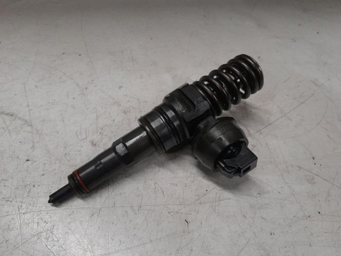 Usagé Injecteurs Volkswagen Eos (1F7/F8) 2.0 TDI DPF Prix € 75,00 Règlement à la marge proposé par A.T.S. van de Wiel