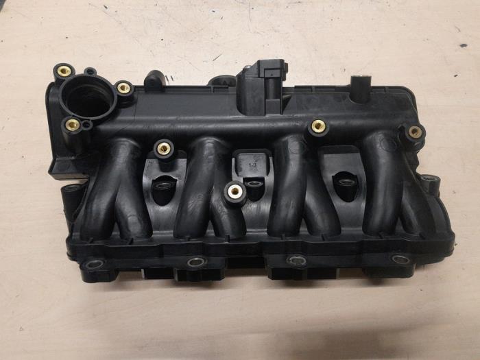 Gebrauchte Ansaugbrugge Opel Combo 1.3 CDTI 16V ecoFlex Preis € 35,00 Margenregelung angeboten von A.T.S. van de Wiel