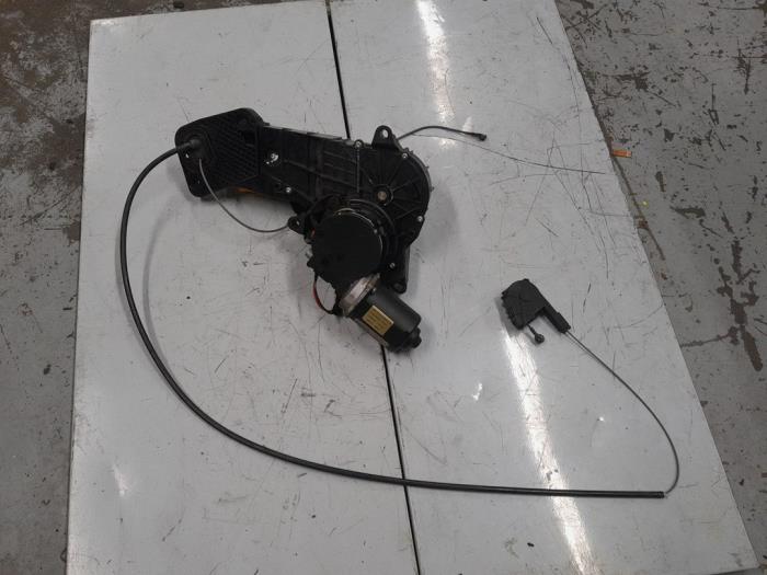 Sliding door motor