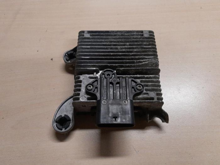 Usados Sensor de radar Iveco New Daily VI 35C18,35S18,40C18,50C18,60C18,65C18,70C18 Precio € 175,00 Norma de margen ofrecido por A.T.S. van de Wiel