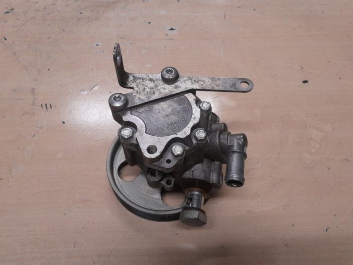 Usagé Pompe de direction Peugeot Boxer (U9) 2.0 BlueHDi 130 Prix € 55,00 Règlement à la marge proposé par A.T.S. van de Wiel