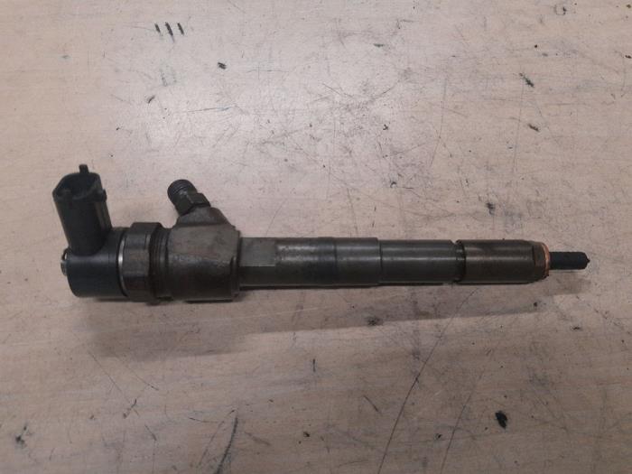 Usagé Injecteurs Alfa Romeo Giulietta (940) 2.0 JTDm 16V 175 TCT Prix € 140,00 Règlement à la marge proposé par A.T.S. van de Wiel
