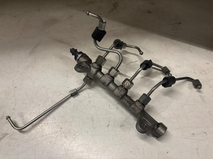 Usagé Système d'injection Alfa Romeo Giulietta (940) 2.0 JTDm 16V 175 TCT Prix € 85,00 Règlement à la marge proposé par A.T.S. van de Wiel