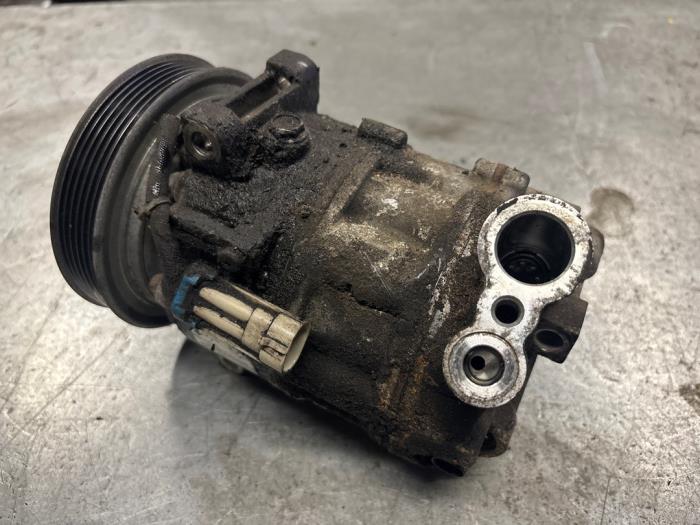 Usagé Pompe clim Alfa Romeo 159 Sportwagon (939BX) 1.8 TBi 16V Prix € 290,00 Règlement à la marge proposé par A.T.S. van de Wiel