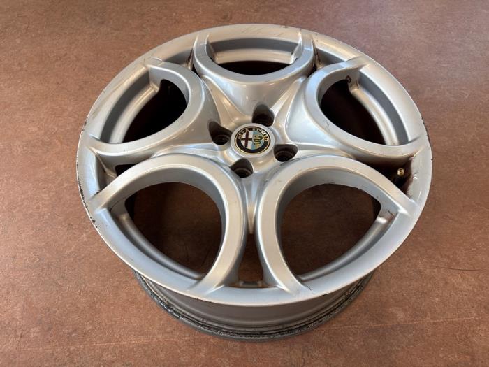 Begagnade Hjul Alfa Romeo MiTo (955) 1.4 TB 16V Pris € 135,00 Marginaltabell erbjuds av A.T.S. van de Wiel