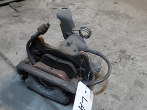 Used Rear brake calliper, left Alfa Romeo Brera (939) 2.4 JTDM 20V Price € 70,00 Margin scheme offered by A.T.S. van de Wiel