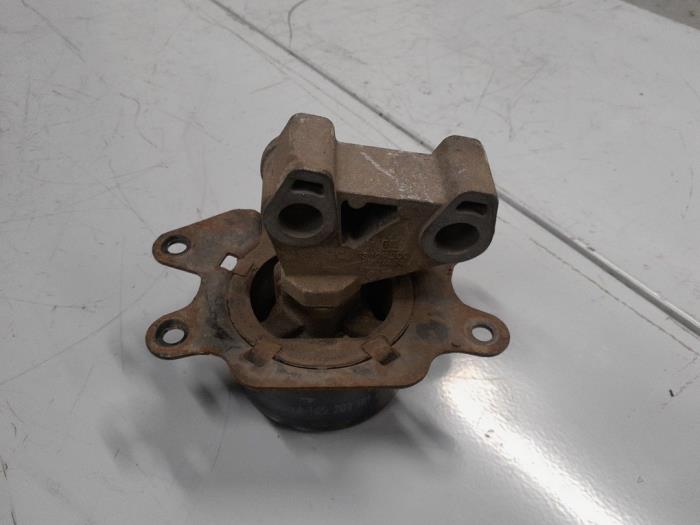 Used Engine mount Opel Combo (Corsa C) 1.3 CDTI 16V Price € 30,00 Margin scheme offered by A.T.S. van de Wiel