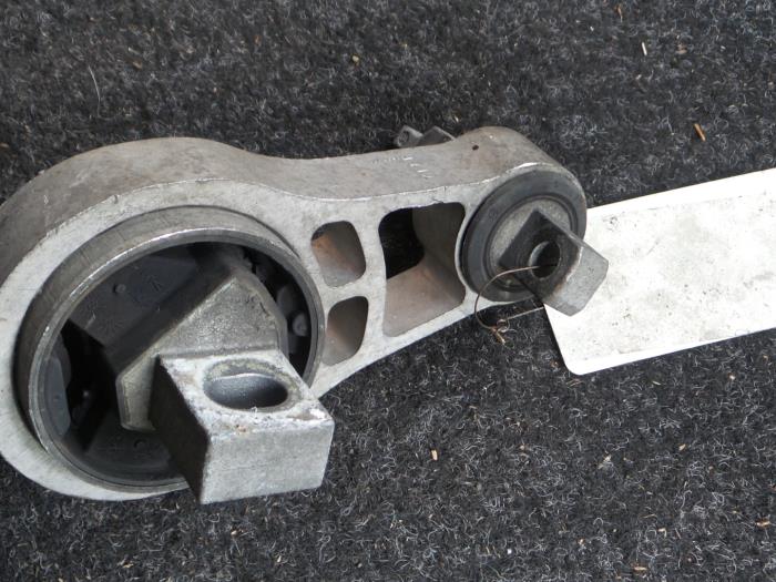 Used Engine mount Alfa Romeo 159 (939AX) 1.8 MPI 16V Price € 45,00 Margin scheme offered by A.T.S. van de Wiel