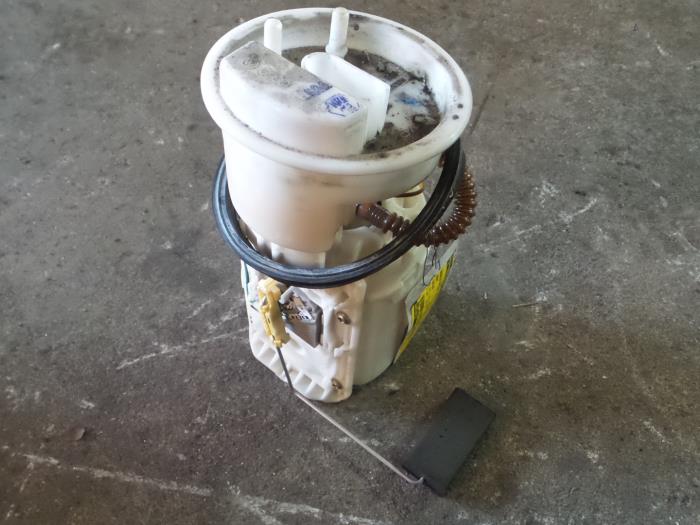 Used Electric fuel pump Seat Ibiza Price € 45,00 Margin scheme offered by A.T.S. van de Wiel