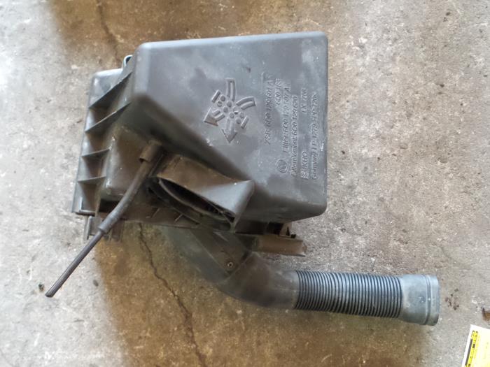 Begagnade Luftfilterhus Seat Ibiza Pris € 45,00 Marginaltabell erbjuds av A.T.S. van de Wiel