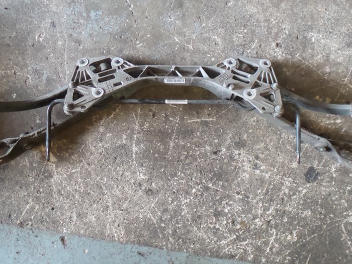 Used Subframe Alfa Romeo Giulietta (940) 2.0 JTDm 16V 140 Price € 95,00 Margin scheme offered by A.T.S. van de Wiel