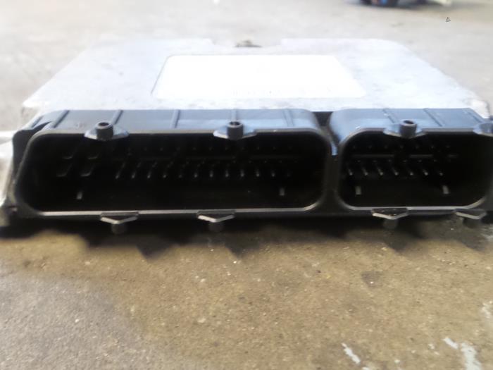 Used Engine management computer Alfa Romeo 147 Price € 145,00 Margin scheme offered by A.T.S. van de Wiel