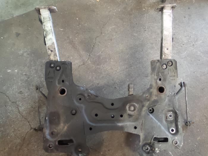 Used Subframe Alfa Romeo Giulietta (940) 2.0 JTDm 16V 140 Price € 125,00 Margin scheme offered by A.T.S. van de Wiel