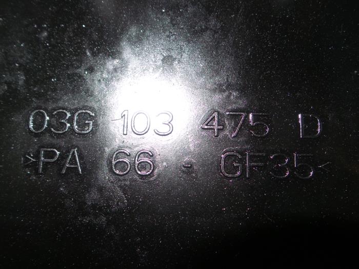 Ventildeckel van een Volkswagen Touran 2008