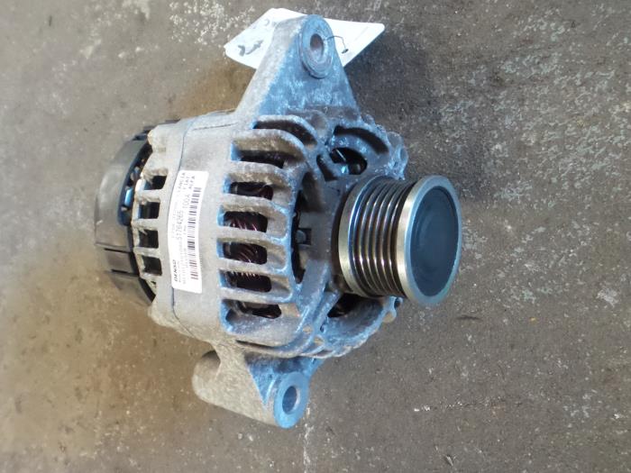 Gebrauchte Dynamo Alfa Romeo MiTo (955) 1.6 JTDm 16V Preis € 35,00 Margenregelung angeboten von A.T.S. van de Wiel