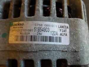 Dynamo van een Alfa Romeo MiTo (955) 1.4 Turbo Multi Air 16V 2010