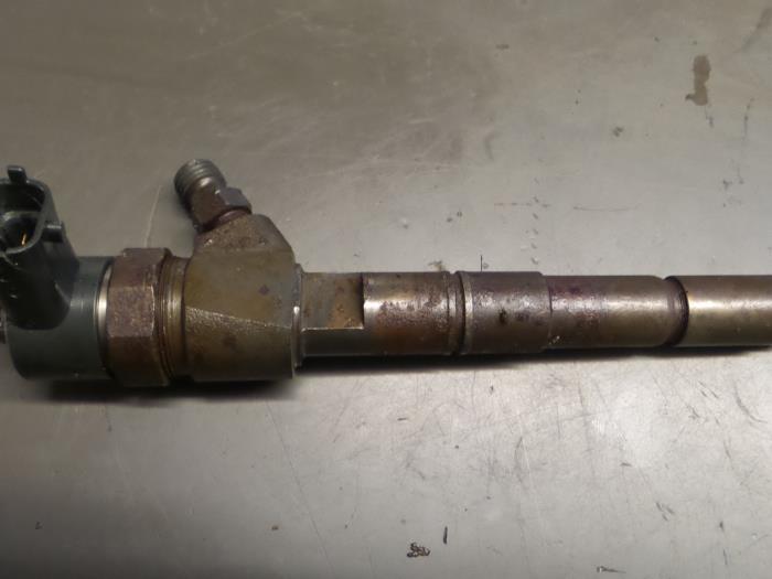 Usagé Injecteurs Alfa Romeo Brera (939) 2.4 JTDM 20V Prix € 95,00 Règlement à la marge proposé par A.T.S. van de Wiel